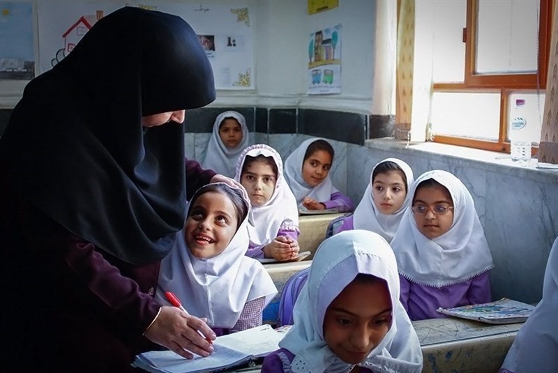 میزان افزایش حقوق و مزایای معلمان مشخص شد میزان افزایش حقوق و مزایای معلمان مشخص شد