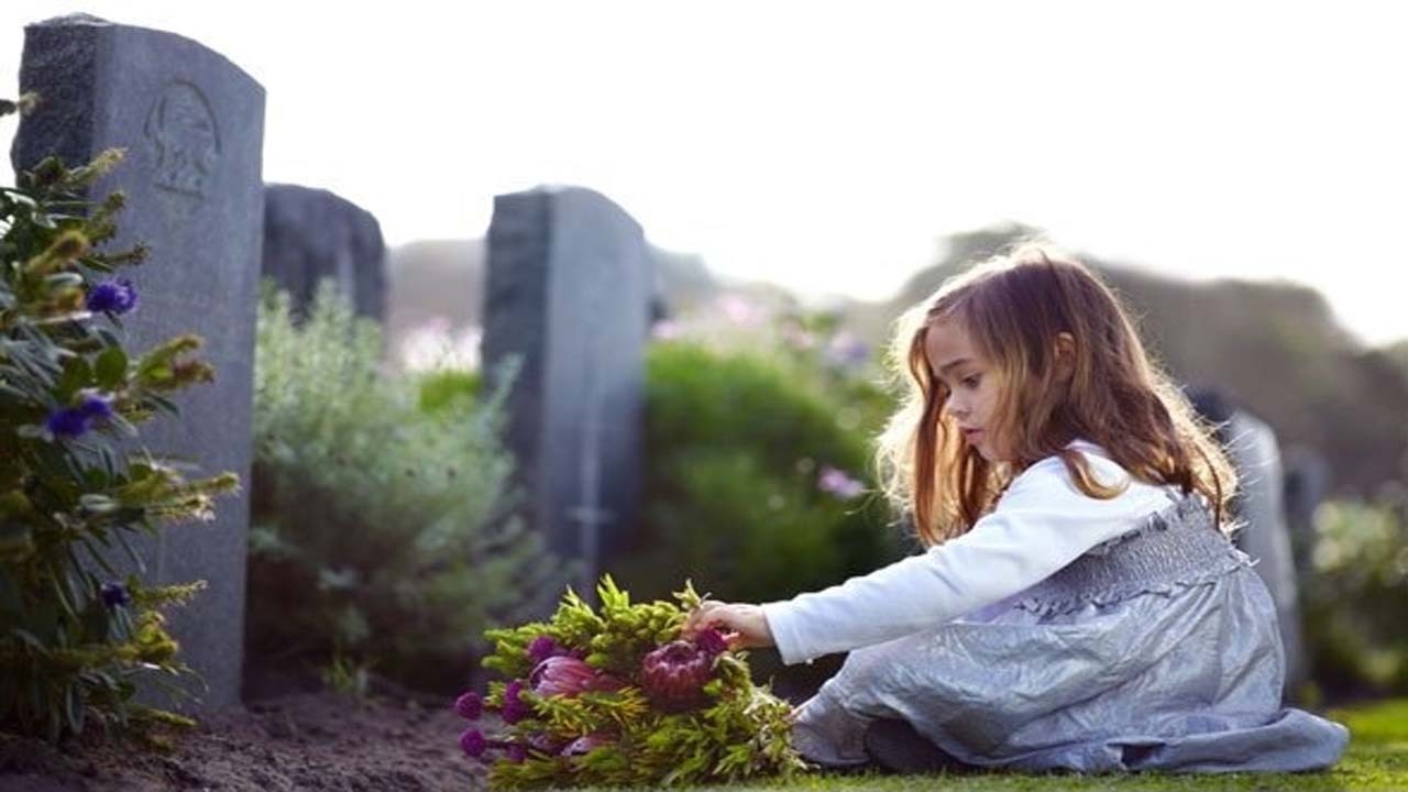 چگونه موضوع مرگ را برای کودکان توضیح دهیم؟ چگونه موضوع مرگ را برای کودکان توضیح دهیم؟