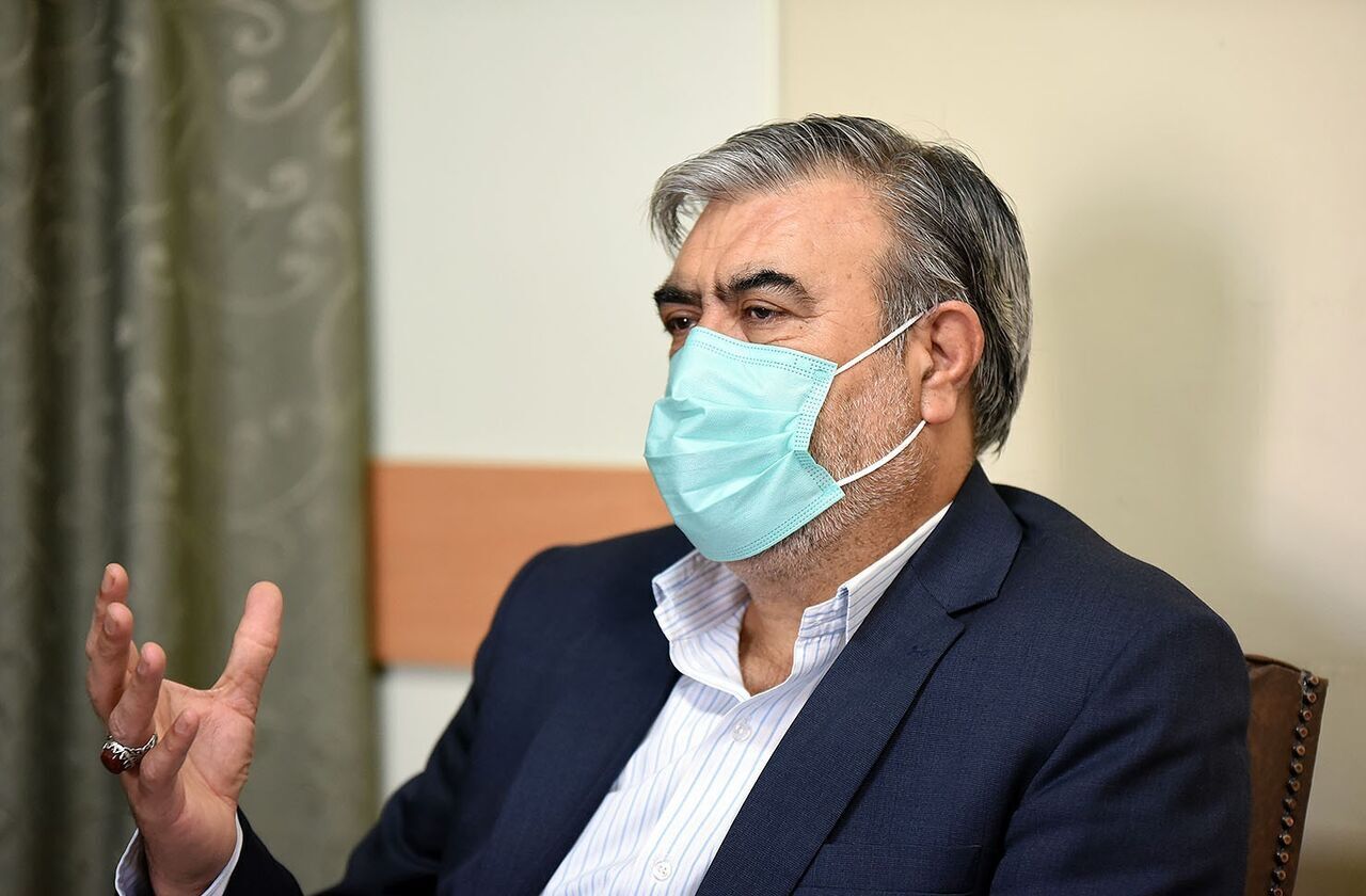 زیاده خواهی آمریکا و عدم استقلال اروپا مذاکرات را به لبه پرتگاه می برد زیاده خواهی آمریکا و عدم استقلال اروپا مذاکرات را به لبه پرتگاه می برد