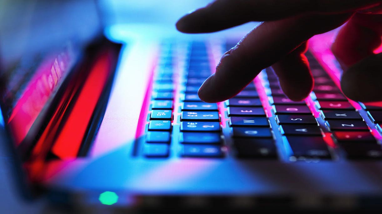 سهام عدالت واقعا هک شده بود؟ / احتمال به سرقت رفتن اطلاعات سهامداران