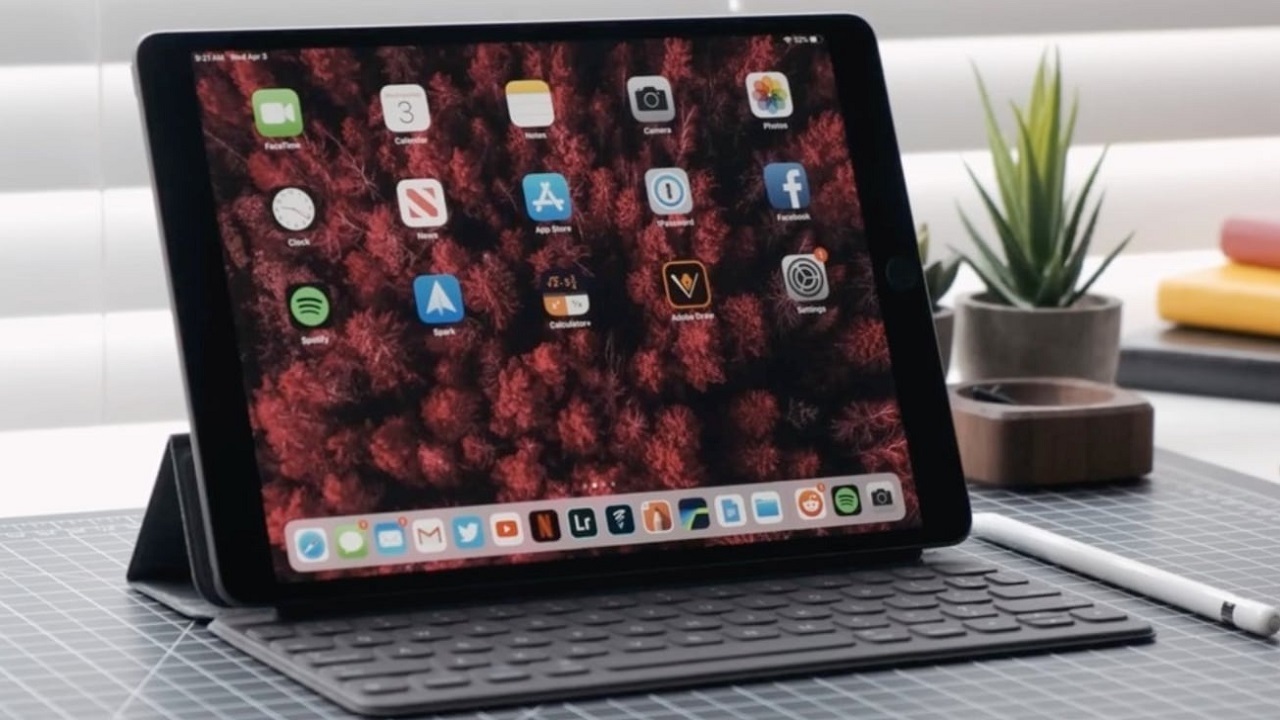 برنامه ریزی اپل، برای طراحی آیپد ۱۵ اینچی