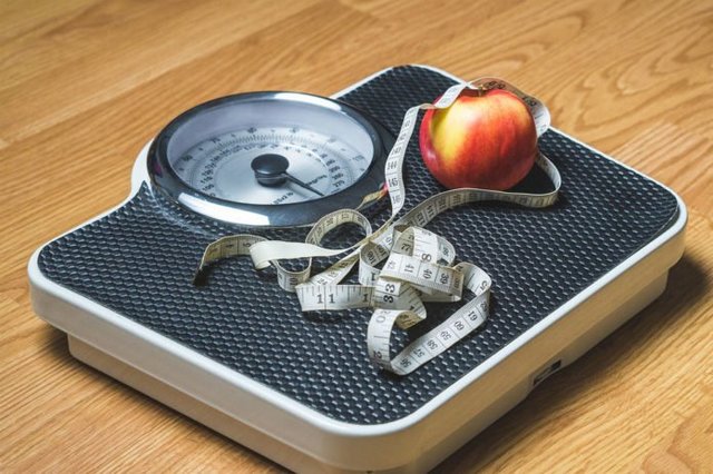 مصرف صبحانه بر کاهش وزن تاثیر دارد؟ مصرف صبحانه بر کاهش وزن تاثیر دارد؟