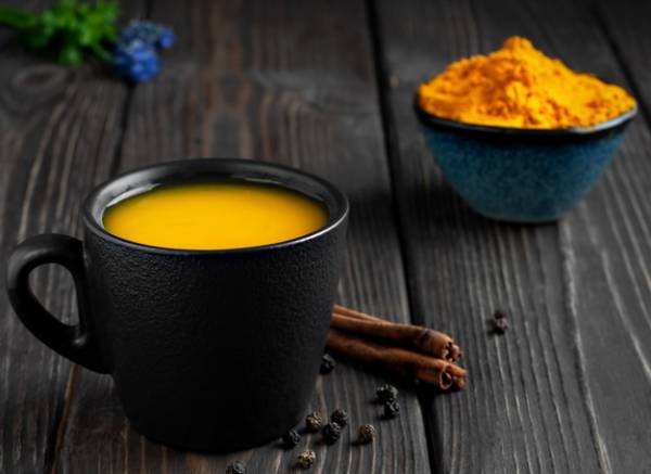 بهترین دمنوش برای رفع نفخ شکم بهترین دمنوش برای رفع نفخ شکم
