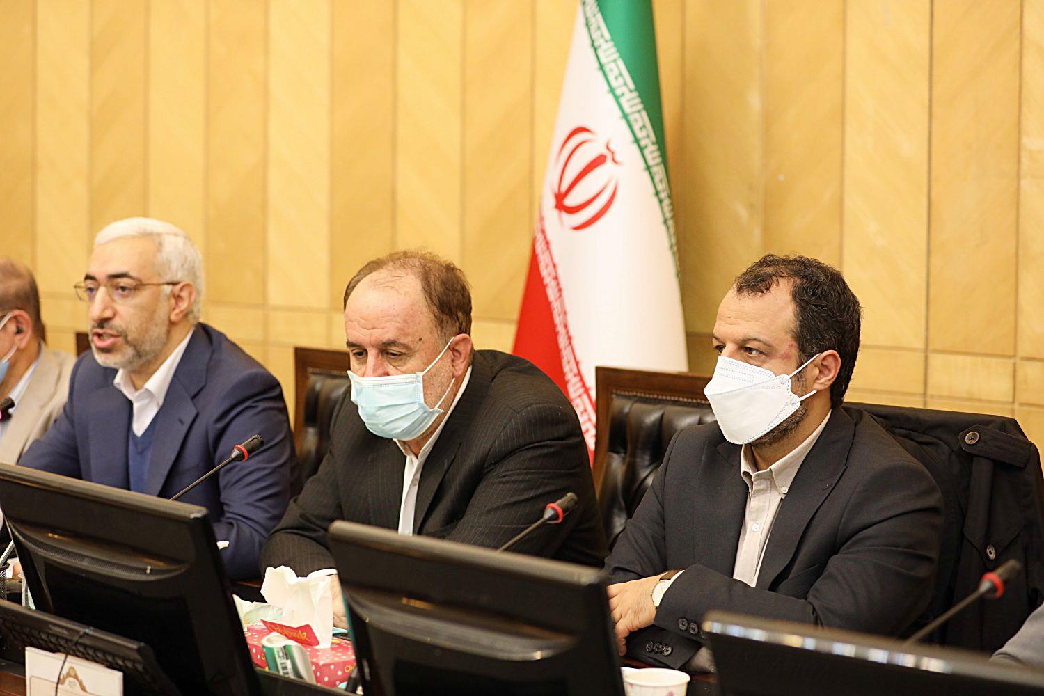 جلسه بررسی ساماندهی ارز ۴۲۰۰تومانی و بورس برگزار شد