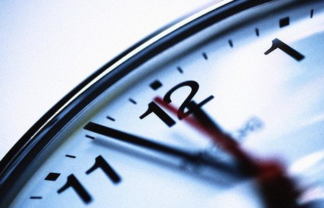 ساعت کاری در ایام ماه رمضان کاهش می یابد ساعت کاری در ایام ماه رمضان کاهش می یابد