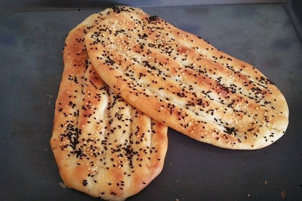 خرید نان با کارت یارانه تا دوماه آینده