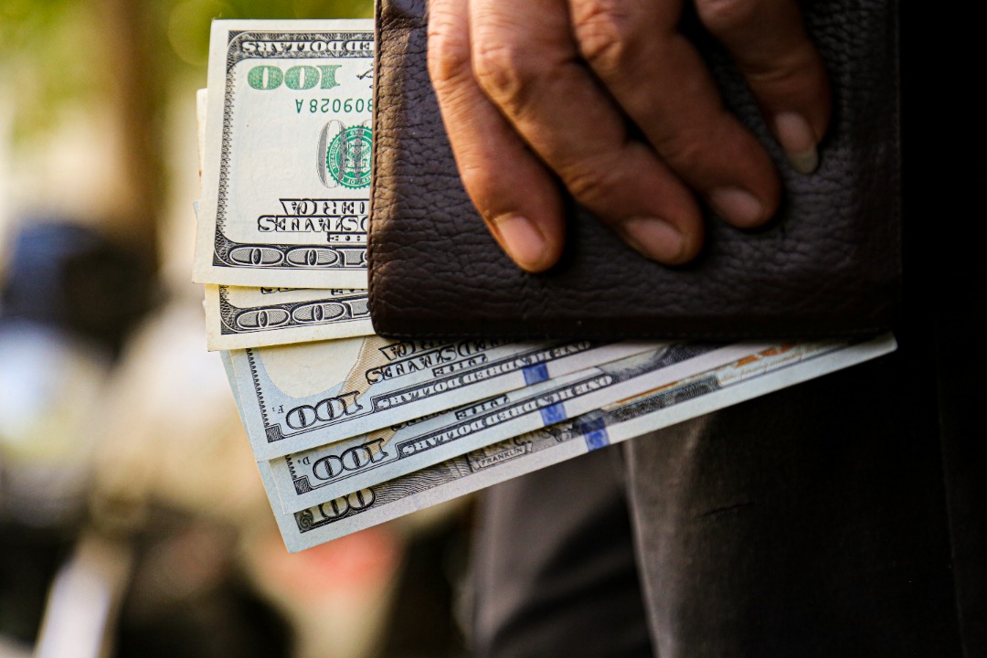 قیمت دلار امروز ۲۱ فروردین ماه ۱۴۰۱ قیمت دلار امروز ۲۱ فروردین ماه ۱۴۰۱