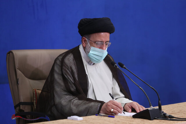 رییسی ۴ قانون مصوب مجلس را برای اجرا ابلاغ کرد رییسی ۴ قانون مصوب مجلس را برای اجرا ابلاغ کرد