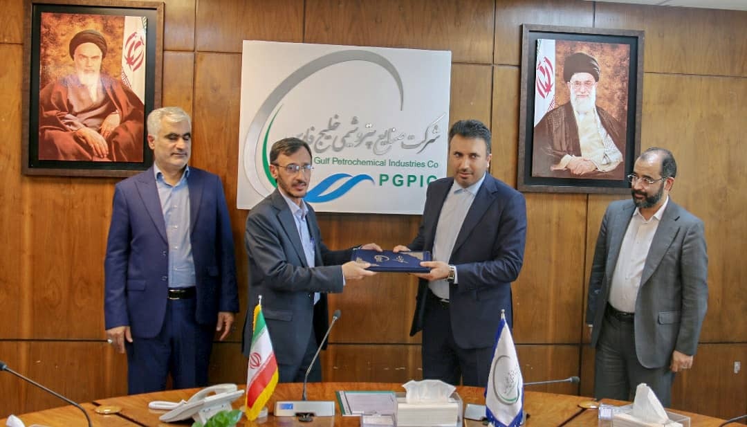 مراسم تکریم و معارفه مدیر روابط عمومی هلدینگ خلیج فارس برگزار شد