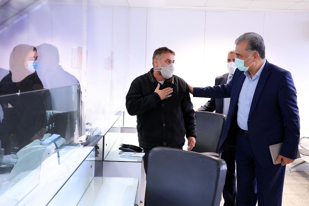 بازدید مدیرعامل بانک دی از شعب بازار آهن و شهرک راه آهن بازدید مدیرعامل بانک دی از شعب بازار آهن و شهرک راه آهن