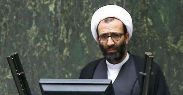 سلیمی: اینترنت برای قشر مرفه جامعه گران شود سلیمی: اینترنت برای قشر مرفه جامعه گران شود