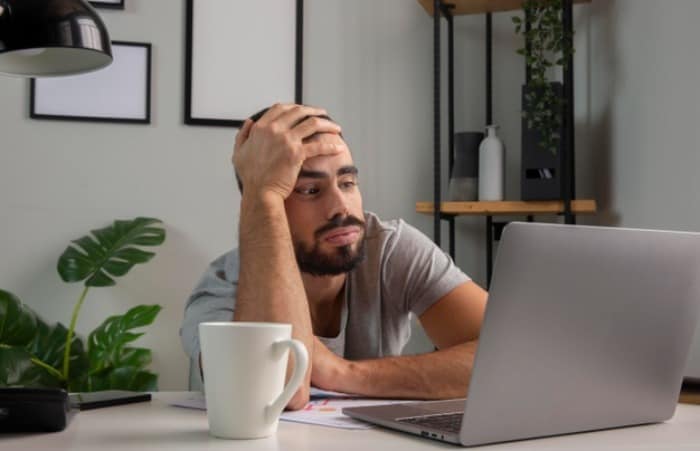 دلیل بی حالی بدن و خواب زیاد چیست؟