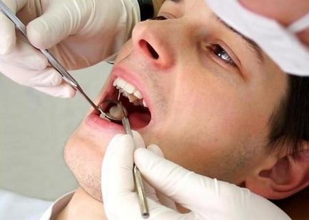 کار زشت دندانپزشک با بیمارانش لو رفت کار زشت دندانپزشک با بیمارانش لو رفت
