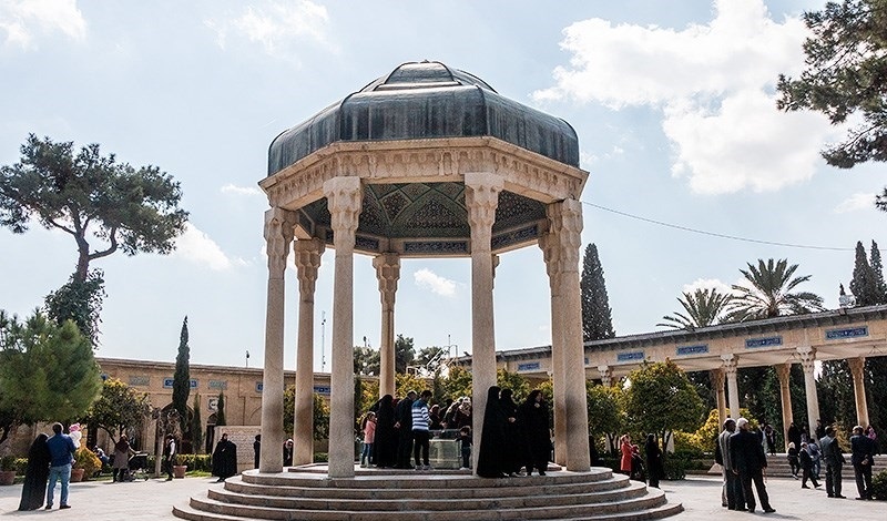 فال حافظ امروز شنبه ۱۰ دی با تفسیر دقیق + توصیه حافظ به شما