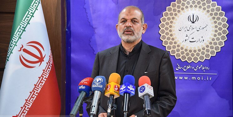وزیر کشور: ۶۰ درصد آلودگی هوا مربوط به منابع متحرک است / بحث تغییر استانداران بستگی به عملکردها دارد وزیر کشور: ۶۰ درصد آلودگی هوا مربوط به منابع متحرک است / بحث تغییر استانداران بستگی به عملکردها دارد
