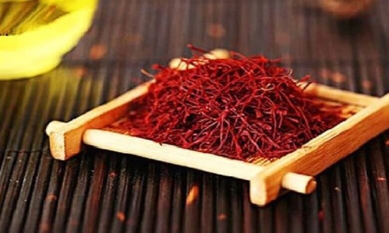 انواع زعفران در بازار چند؟ / نگاهی به قیمت گرانترین ادویه دنیا + جدول قیمت