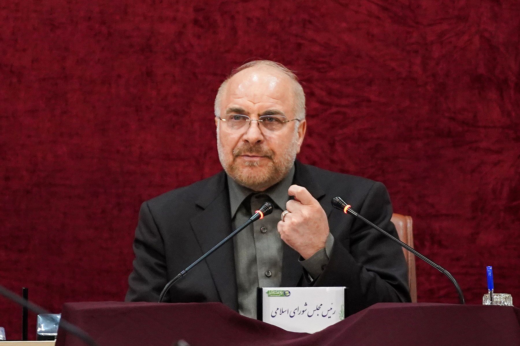 قالیباف: تغییرات ژئوپلیتیکی را در مرز نمی پذیریم قالیباف: تغییرات ژئوپلیتیکی را در مرز نمی پذیریم