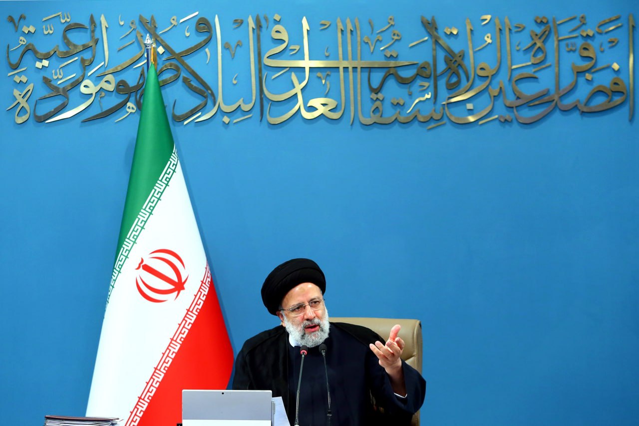 رییسی: رهبری از شورای انقلاب فرهنگی توقع تحول عمیق دارند رییسی: رهبری از شورای انقلاب فرهنگی توقع تحول عمیق دارند
