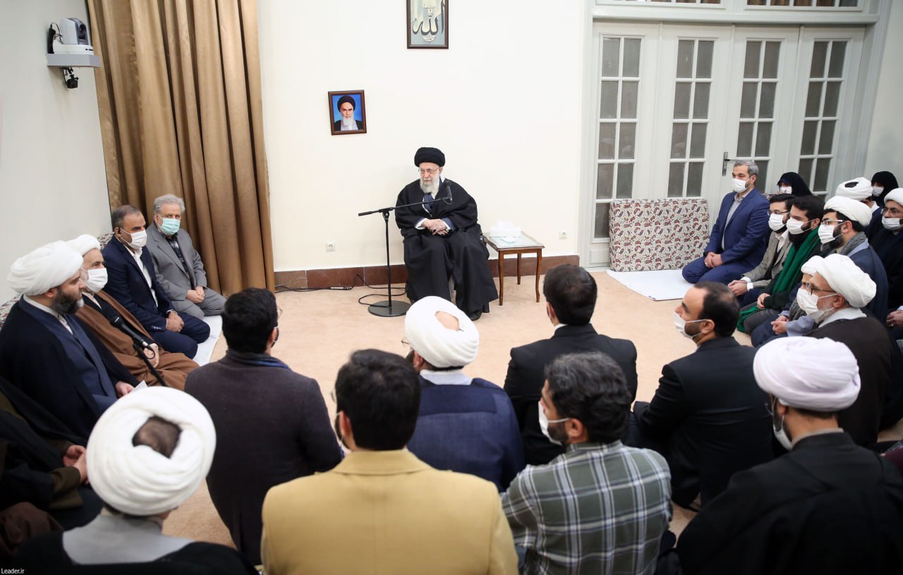 رهبر معظم انقلاب: در کل کشور به اتحاد کلمه و همدلی نیاز داریم / باید از افتادن در دام جناح گرایی پرهیز کرد رهبر معظم انقلاب: در کل کشور به اتحاد کلمه و همدلی نیاز داریم / باید از افتادن در دام جناح گرایی پرهیز کرد