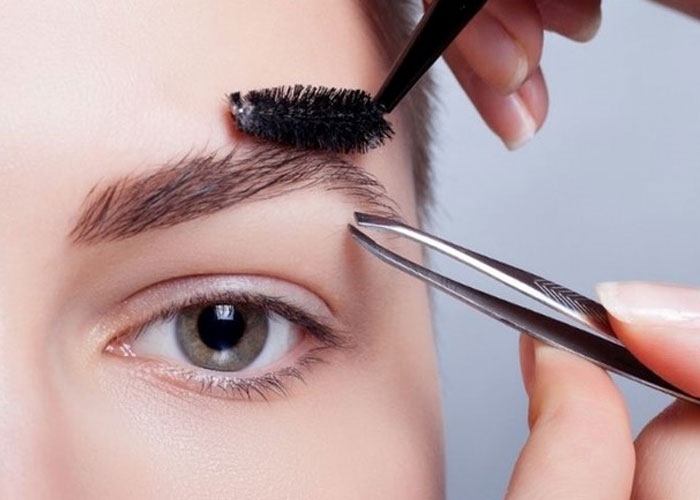 اسرار زیبایی؛ ترفندهای اصلاح ابرو در خانه + فیلم اسرار زیبایی؛ ترفندهای اصلاح ابرو در خانه + فیلم