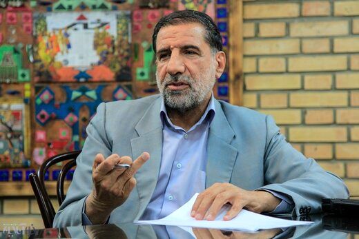کوثری: برخی مامور شده اند، فقط دلار بخرند تا قیمت بازار افزایش یابد کوثری: برخی مامور شده اند، فقط دلار بخرند تا قیمت بازار افزایش یابد