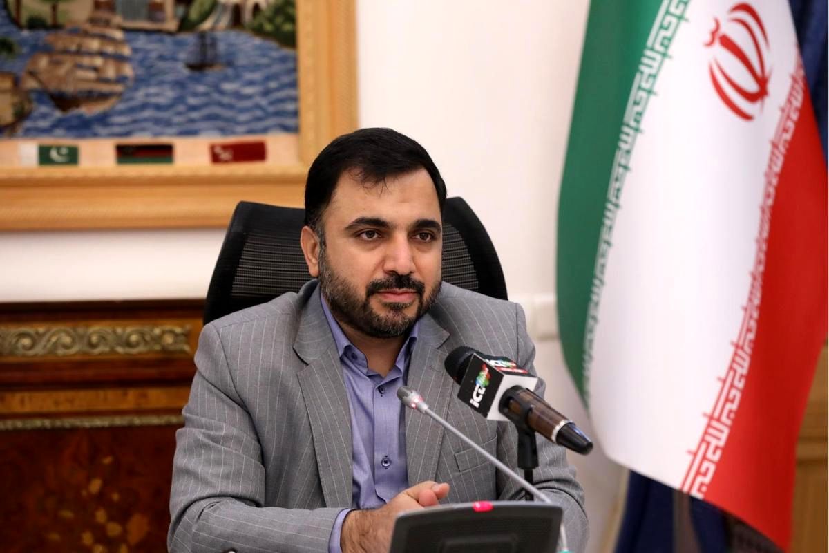 وزیر ارتباطات: رفع فیلتر گوگل پلی در حال بررسی است وزیر ارتباطات: رفع فیلتر گوگل پلی در حال بررسی است