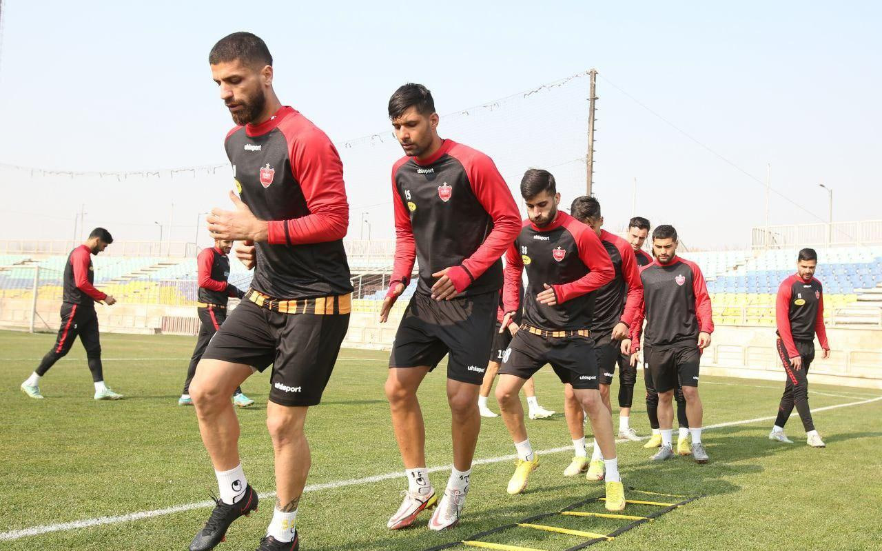 غذا در تمرین پرسپولیس، جنجالی شد! غذا در تمرین پرسپولیس، جنجالی شد!