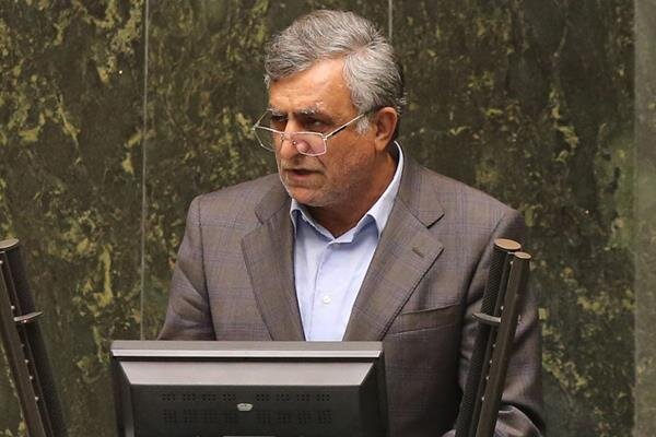 افزایش ۳۰ درصدی حقوق کارکنان دولت و بازنشستگان / حقوق سربازان مجرد ۵ میلیون تومان افزایش ۳۰ درصدی حقوق کارکنان دولت و بازنشستگان / حقوق سربازان مجرد ۵ میلیون تومان