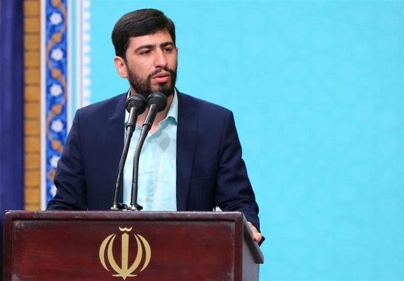 حکم وزیر ورزش برای یک مداح حکم وزیر ورزش برای یک مداح