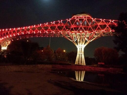 پل طبیعت امشب قرمز می شود پل طبیعت امشب قرمز می شود