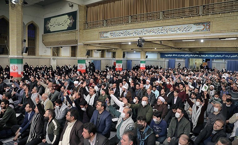 پوشش متفاوت یک دهه نودی در دیدار امروز با رهبرمعظم انقلاب + عکس پوشش متفاوت یک دهه نودی در دیدار امروز با رهبرمعظم انقلاب + عکس