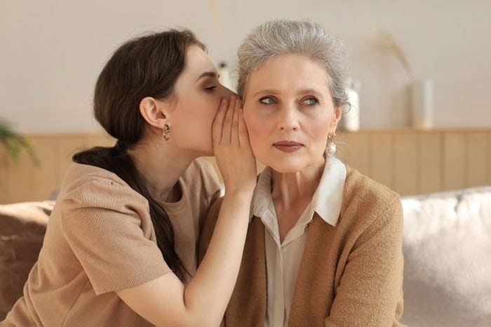 راه هایی برای بهبود روابط مادر دختری راه هایی برای بهبود روابط مادر دختری