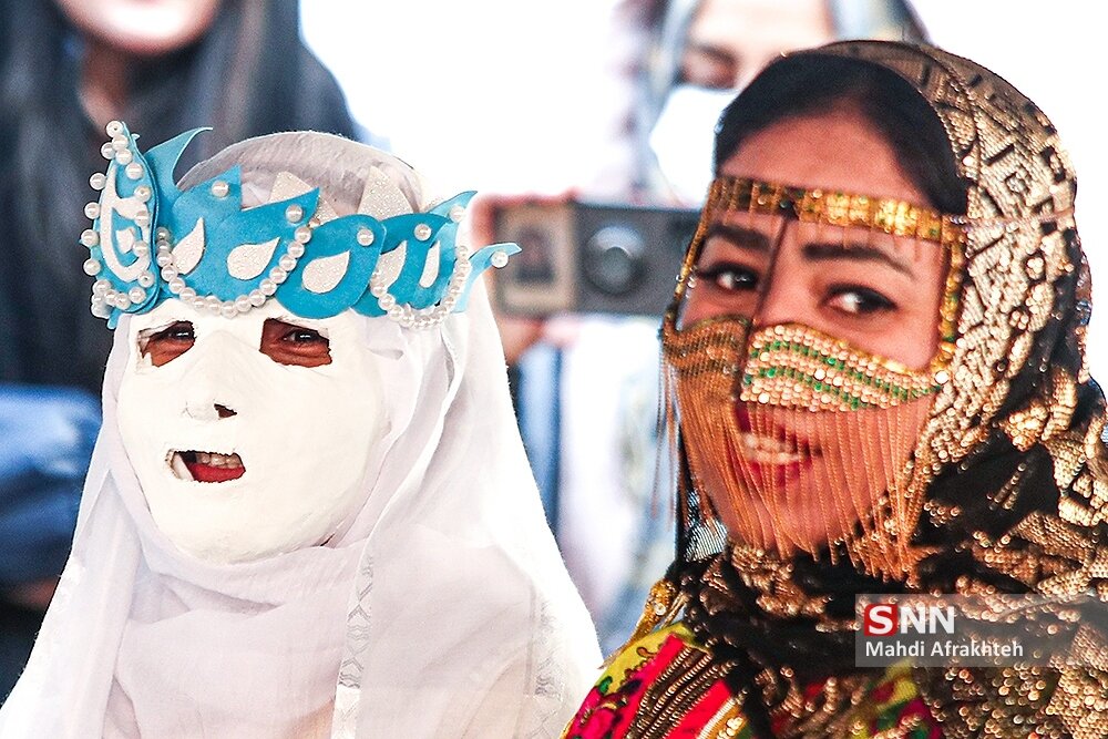 پوشش زیبای زنان در سطح شهر تهران + عکس پوشش زیبای زنان در سطح شهر تهران + عکس