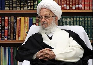 مکارم شیرازی: رفع مشکل بی حجابی نیازمند کار فرهنگی است مکارم شیرازی: رفع مشکل بی حجابی نیازمند کار فرهنگی است