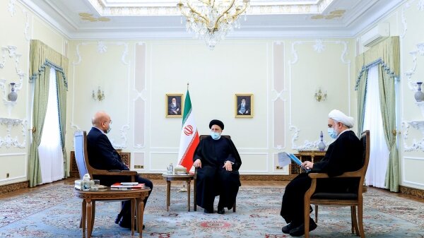 تاکید سران قوا بر پیگیری و اجرای کامل قانون مولدسازی اموال مازاد دولت تاکید سران قوا بر پیگیری و اجرای کامل قانون مولدسازی اموال مازاد دولت