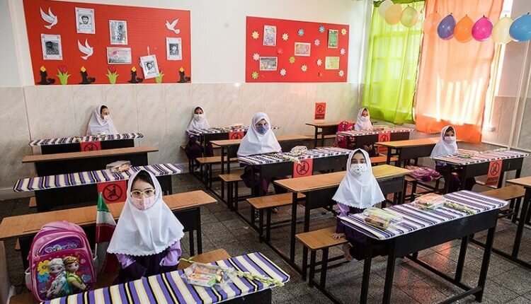 ساعت کاری معلمان مدارس غیردولتی تغییر می کند؟ ساعت کاری معلمان مدارس غیردولتی تغییر می کند؟