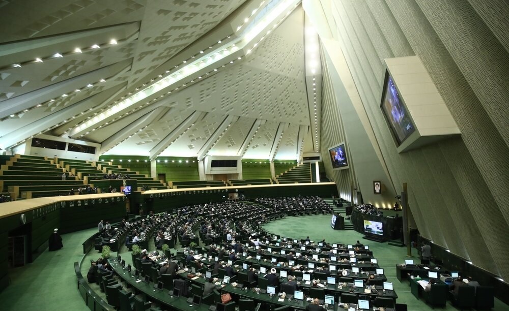 تخصیص ۳ میلیارد یورو جهت تقویت بنیه دفاعی کشور تخصیص ۳ میلیارد یورو جهت تقویت بنیه دفاعی کشور