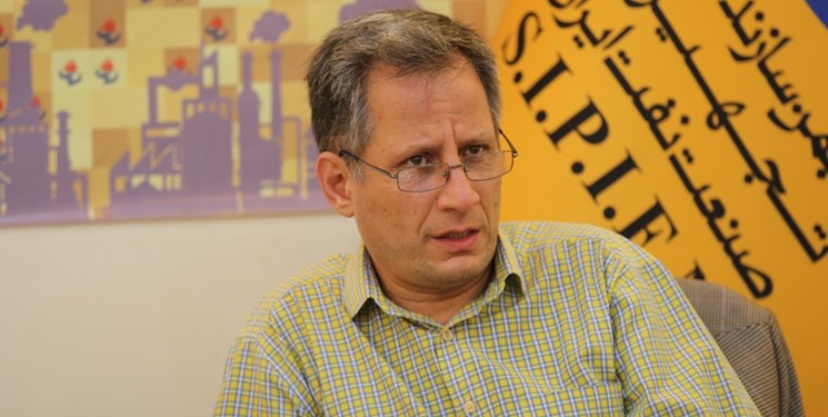 همسایگان در حال بلعیدن میادین مشترک هستند/دست انداز تحریمها در تأمین مواد اولیه همسایگان در حال بلعیدن میادین مشترک هستند/دست انداز تحریمها در تأمین مواد اولیه