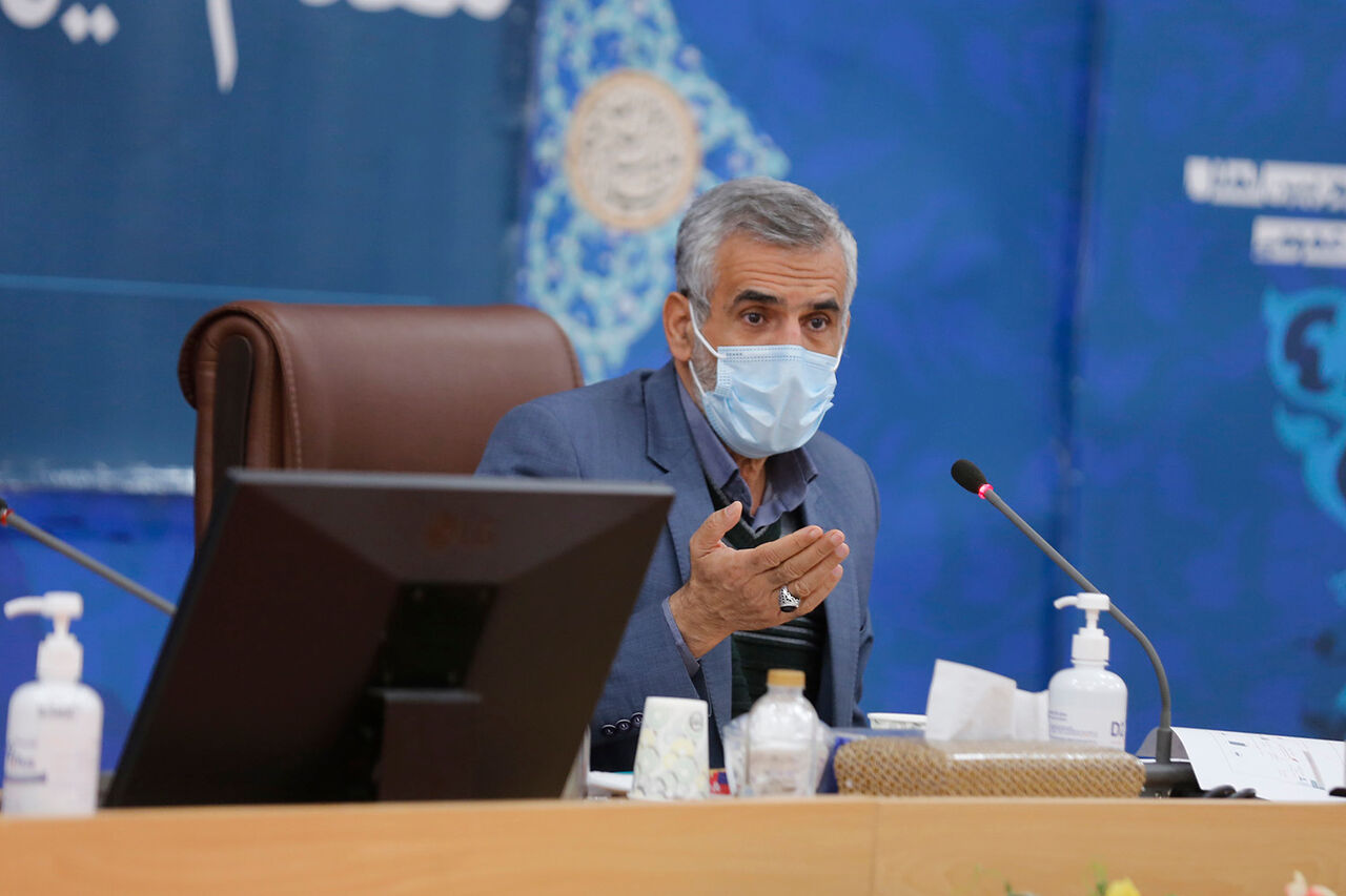 دستگیری چندین نفر در ۵ استان درباره مسمومیتها دستگیری چندین نفر در ۵ استان درباره مسمومیتها