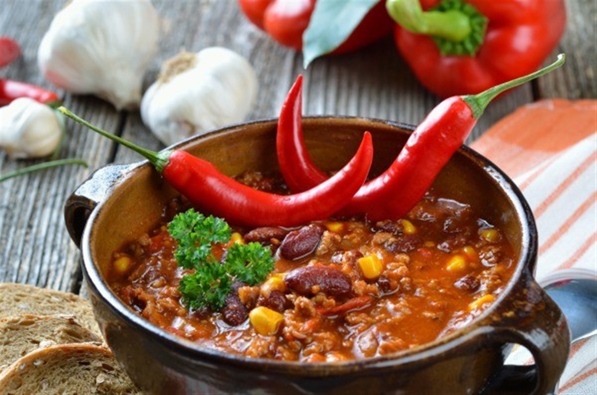 خوردن غذای تند در طب سنتی خوب است؟ خوردن غذای تند در طب سنتی خوب است؟