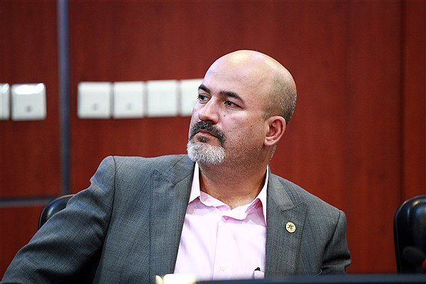 وقتی صد هکتار درخت در ۴۰ سال را نتوانسته اند بکارند، حالا چگونه می خواهند یک میلیارد درخت بکارند؟ وقتی صد هکتار درخت در ۴۰ سال را نتوانسته اند بکارند، حالا چگونه می خواهند یک میلیارد درخت بکارند؟
