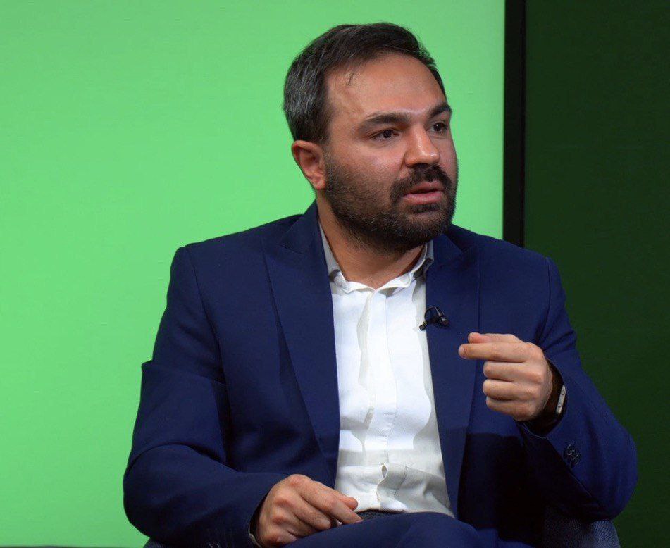 تصمیم عجیب دانشگاه تهران در تعلیق دکتر آرش رییسی نژاد! تصمیم عجیب دانشگاه تهران در تعلیق دکتر آرش رییسی نژاد!