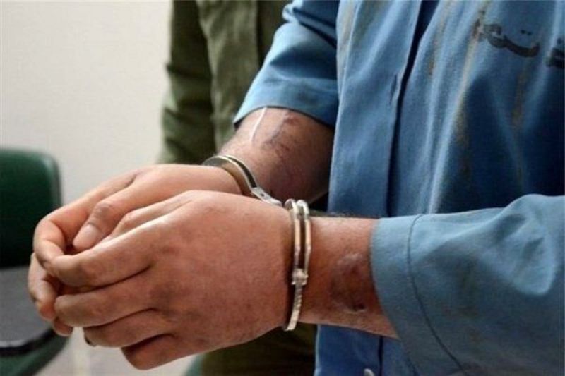 ۲ شرور معروف در مهرآباد به دام پلیس افتادند ۲ شرور معروف در مهرآباد به دام پلیس افتادند