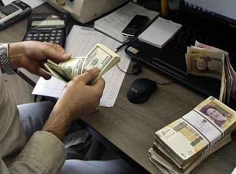 چه کسانی به تور دلالان ارز گرفتار شدند؟ چه کسانی به تور دلالان ارز گرفتار شدند؟