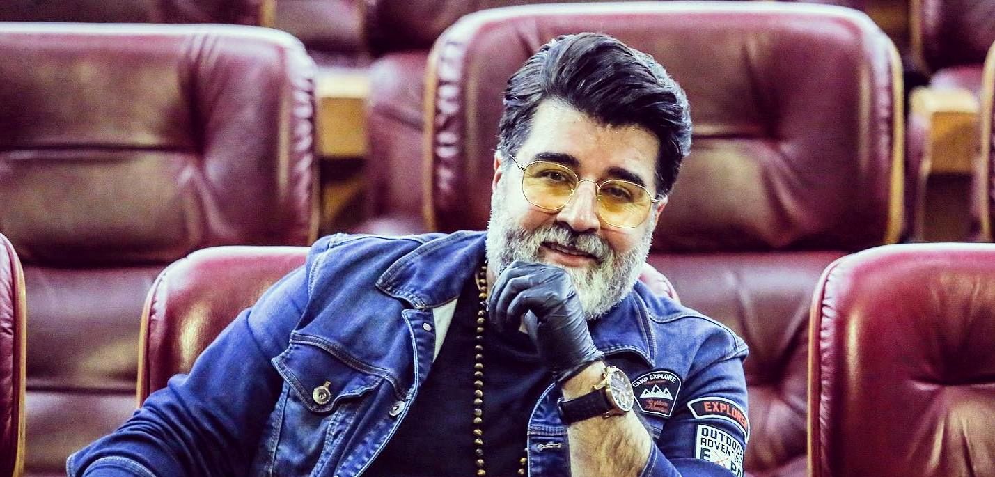 عکس جدید همسر جوان مهدی یغمایی / ژست عاشقانه او با همسرش عکس جدید همسر جوان مهدی یغمایی / ژست عاشقانه او با همسرش