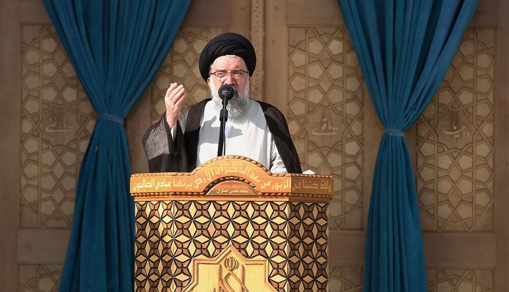 گرانی ها با تدبیر مسئولان کنترل خواهد شد! گرانی ها با تدبیر مسئولان کنترل خواهد شد!