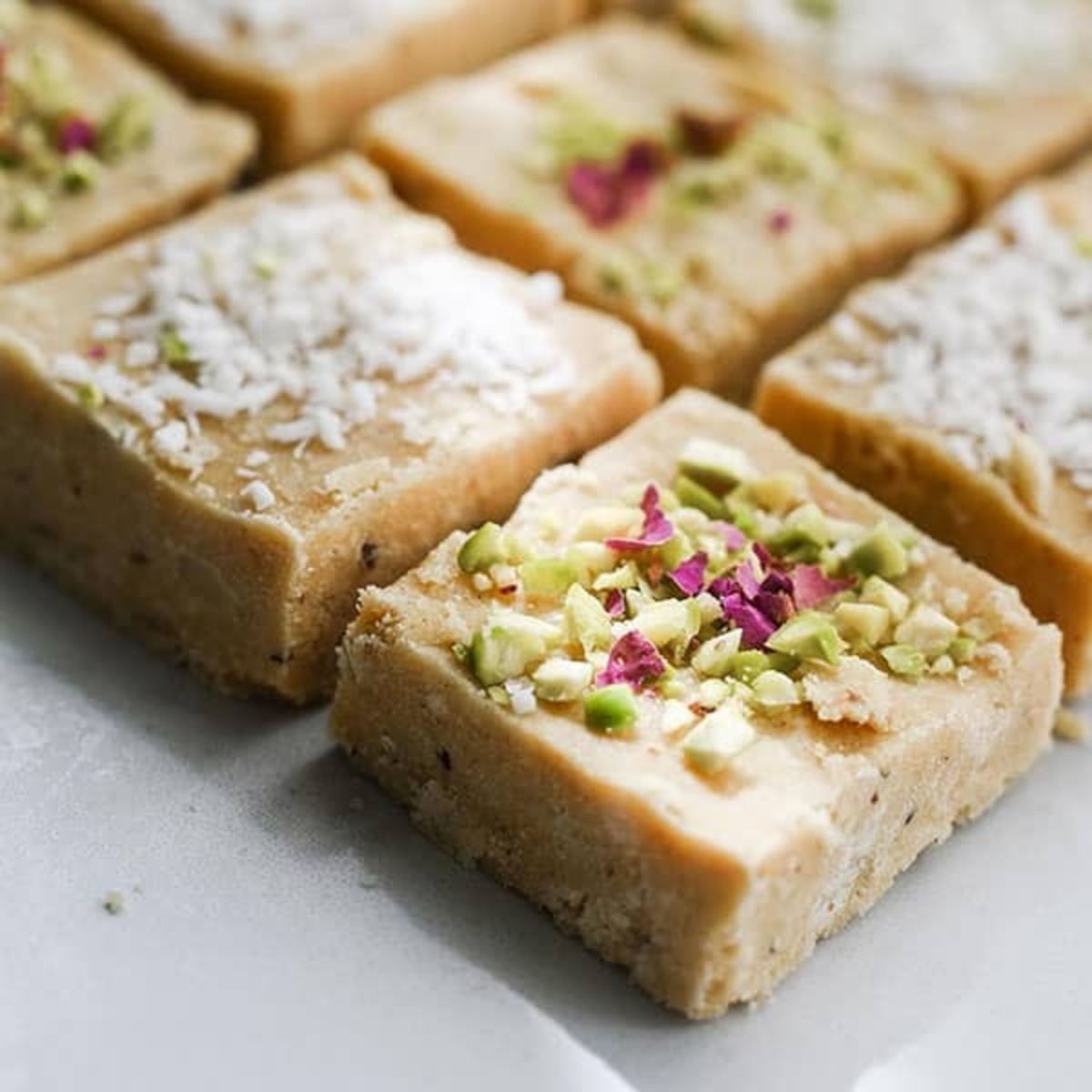 حلوای هل و زنجبیل چطور تهیه می شود حلوای هل و زنجبیل چطور تهیه می شود