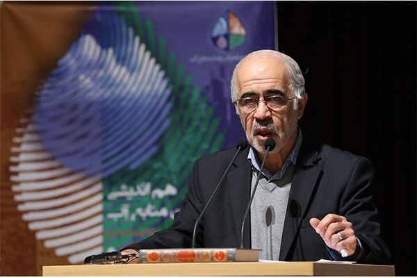 با تورم ۴۰ درصدی کشور نباید انتظار ثبات در قیمت اینترنت را داشت با تورم ۴۰ درصدی کشور نباید انتظار ثبات در قیمت اینترنت را داشت