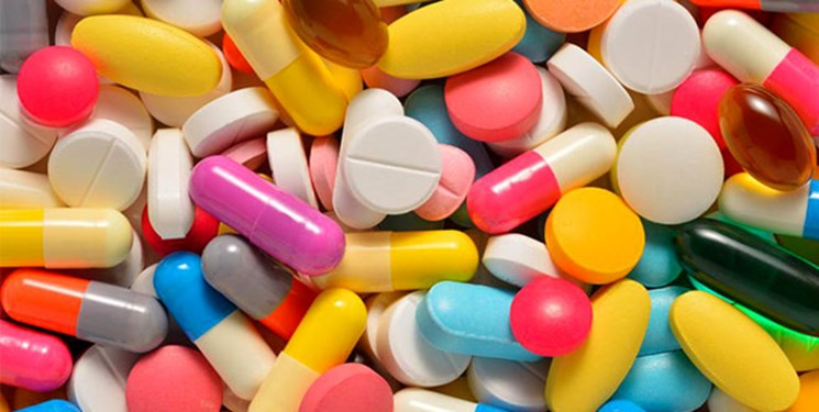 دستگیری یک محتکر قرص و شربت در شهر ری دستگیری یک محتکر قرص و شربت در شهر ری
