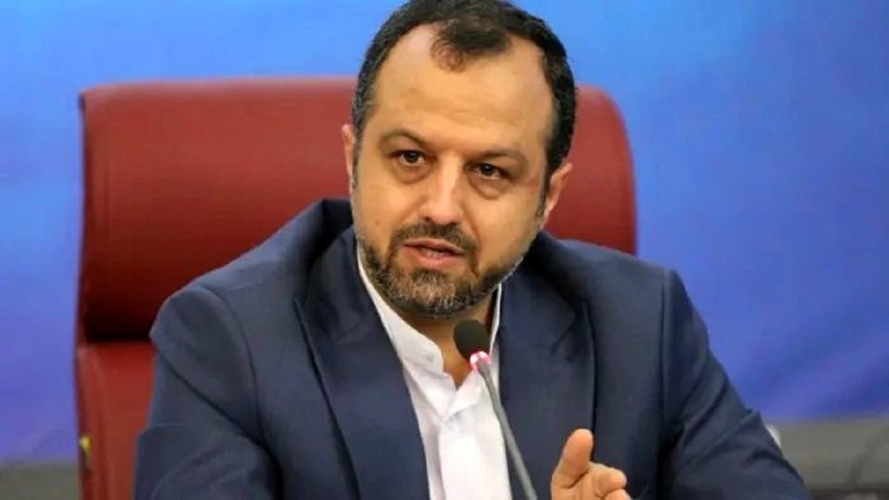 عرضه خودرو در بورس کالا، رانت را حذف می کند عرضه خودرو در بورس کالا، رانت را حذف می کند